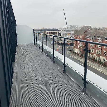 Icona - Luxury 2 Bed Penthouse York