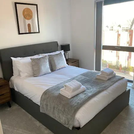 Icona - Luxury 2 Bed Penthouse * York