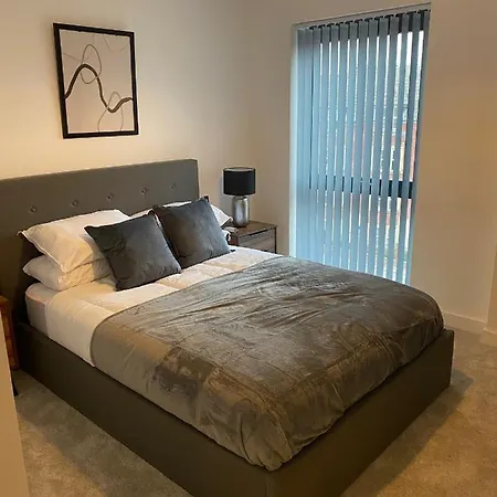 Icona - Luxury 2 Bed Penthouse דירה יורק